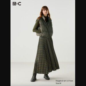 NWT Uniqlo : C Pleated Long Skirt | Checked, 53 Green, XS